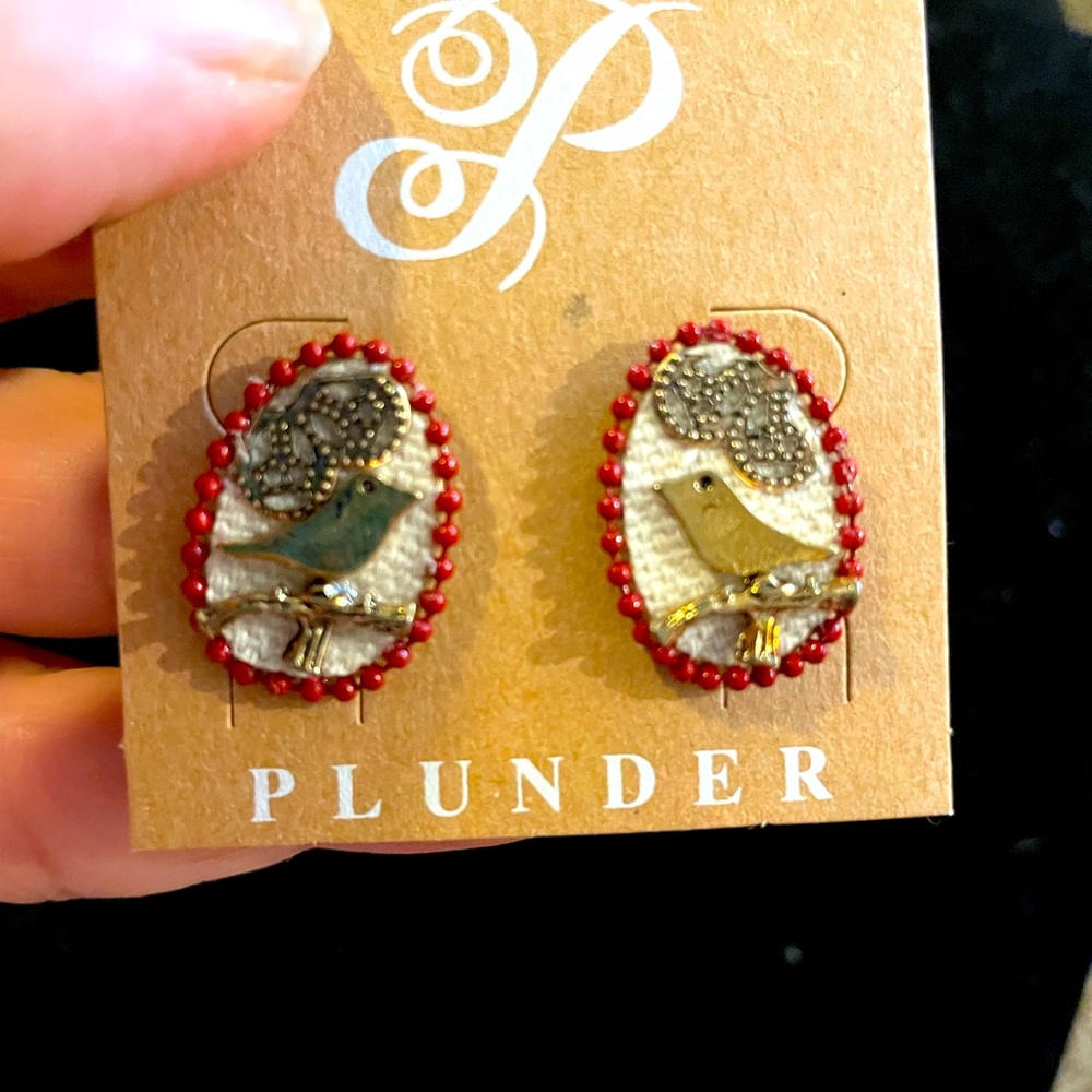 Plunder bird earrings